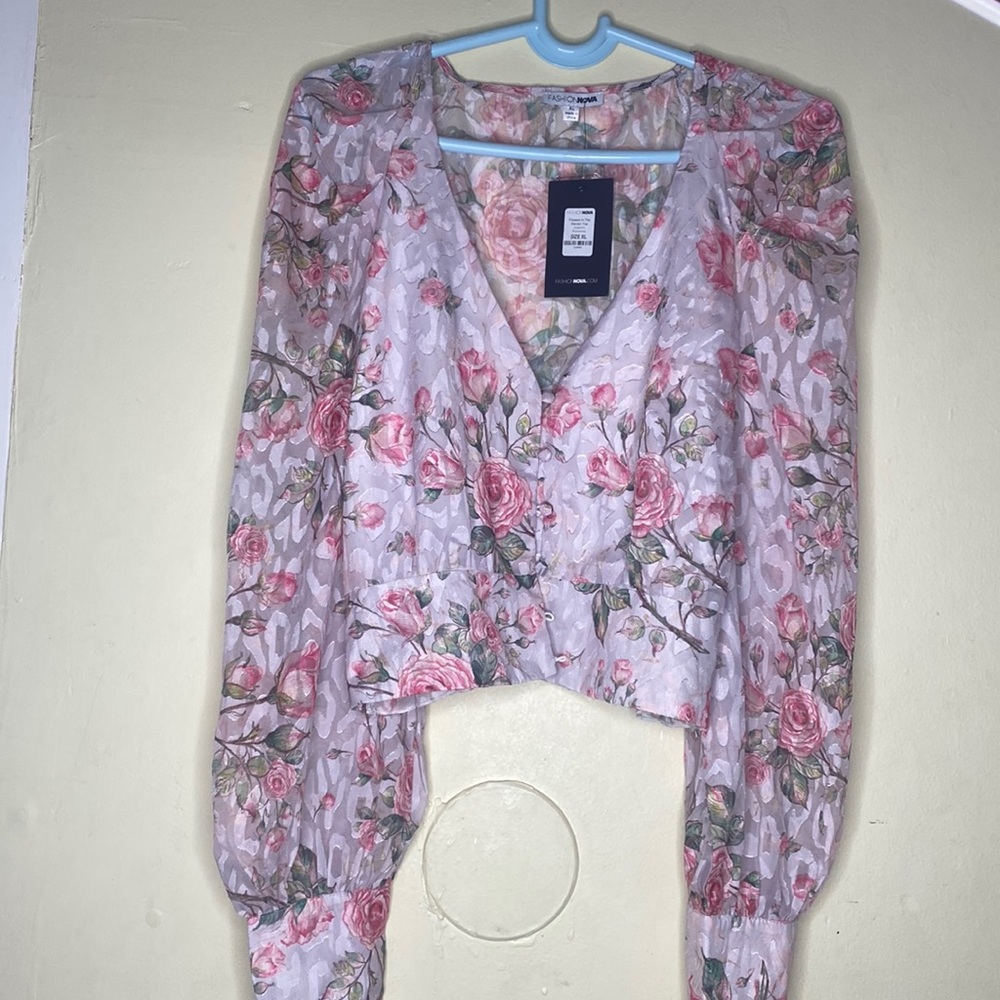 Fashion nova blouse